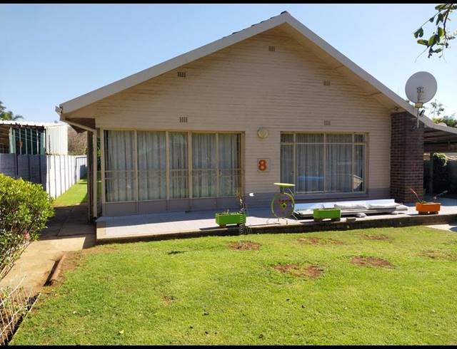 5 BEDROOM HOUSE FOR SALE IN BOKSBURG WEST